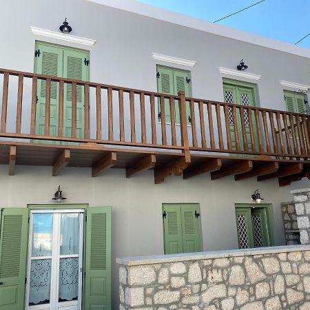 Luca'S Houses Chalki Town Luaran gambar