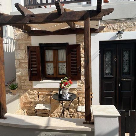 Luca'S Houses Chalki Town Luaran gambar