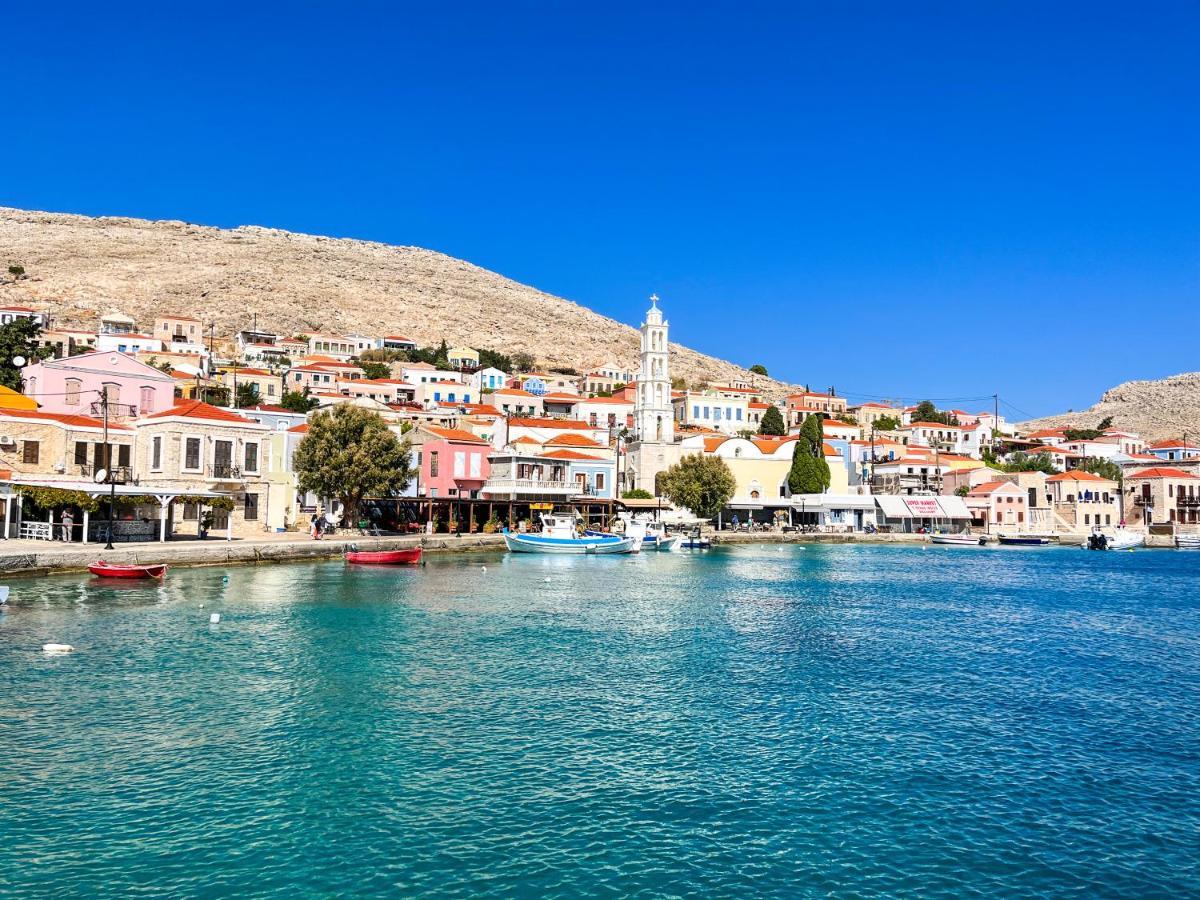 Luca'S Houses Chalki Town Luaran gambar
