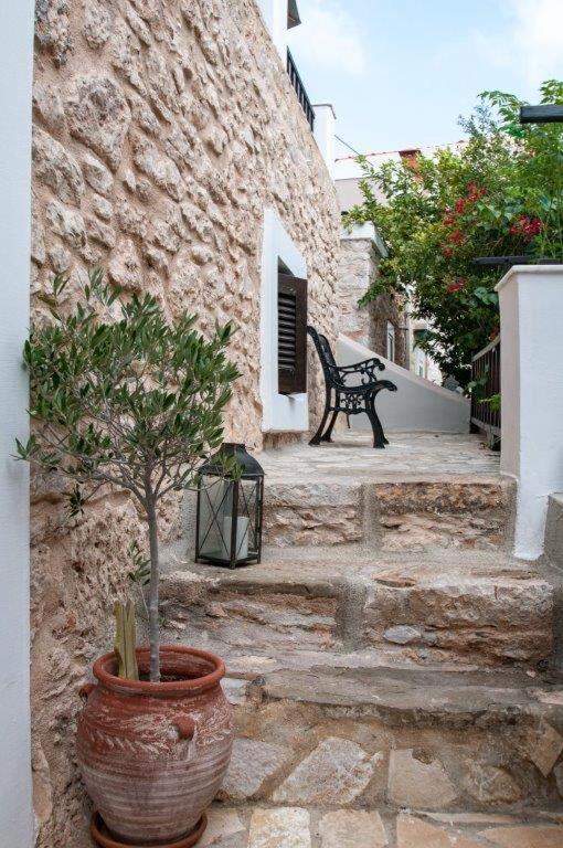 Luca'S Houses Chalki Town Luaran gambar